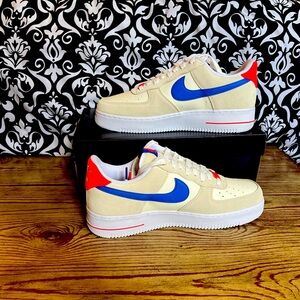 NIKE AIR FORCE 1'07 LV8 SIZE 12